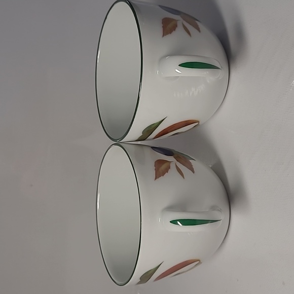 Royal worcester evesham vale coffeecup set of 2 made in England - Picture 5 of 8